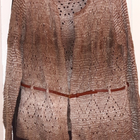 Sweater - Picture 2 of 4